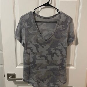 American Eagle Outfitters Camo V-Neck Tee